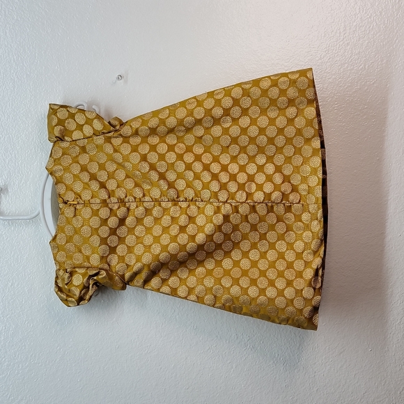 Baby GAP Gold/Yellow Dress - Picture 3 of 8